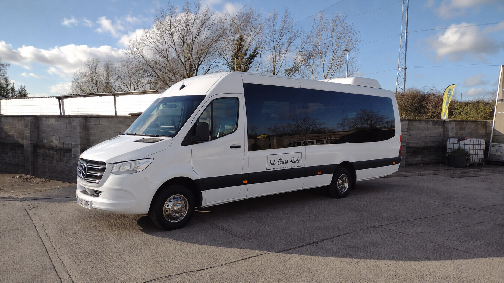 16 Seater